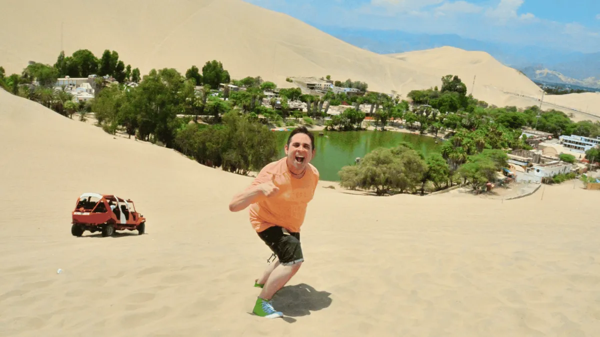 ALTURISMO day tour — ALTURISMO Paracas, Ica and Huacachina Day Tour on a Huacachina tour from Lima, Ica, Peru